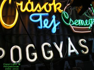 Neonfal Fénymúzeum